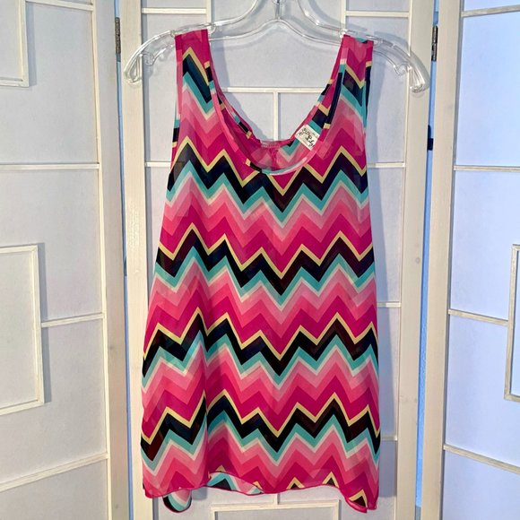 Lilypad Back Bow Semi-Sheer Tank - Picture 13 of 14